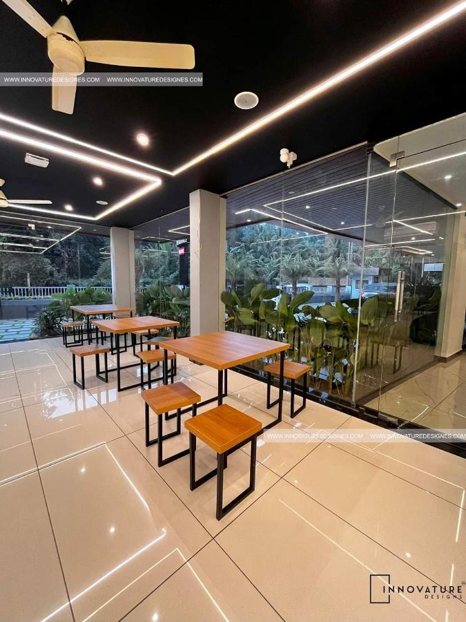 Hotel 24Inn Residency Pathanamthitta Bagian luar foto